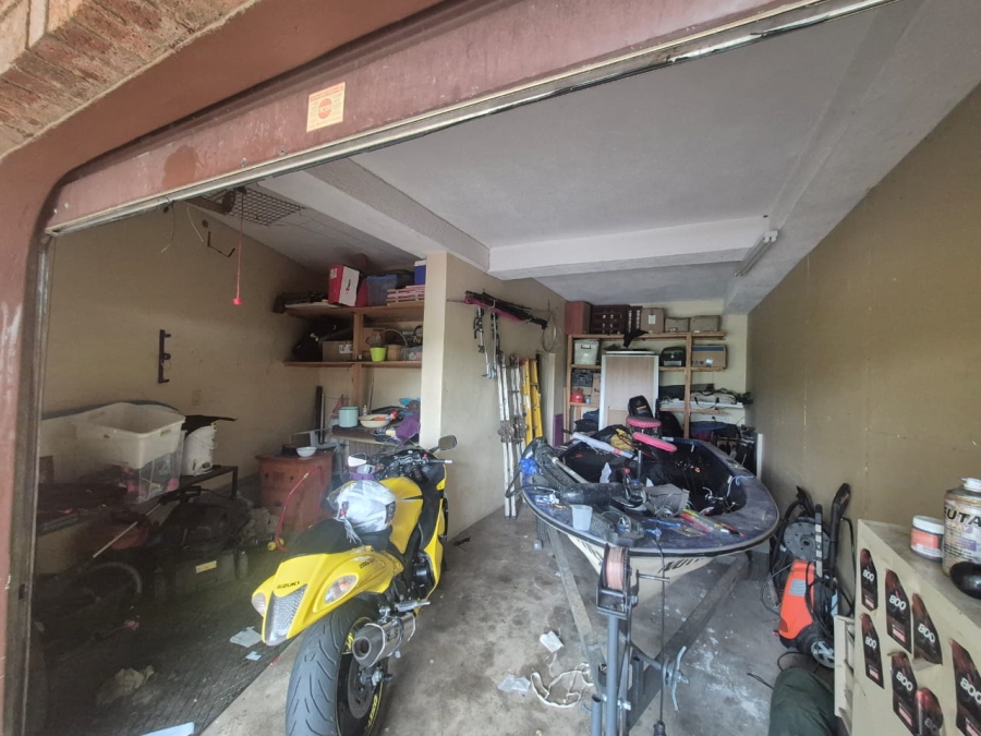 4 Bedroom Property for Sale in Safari Gardens North West